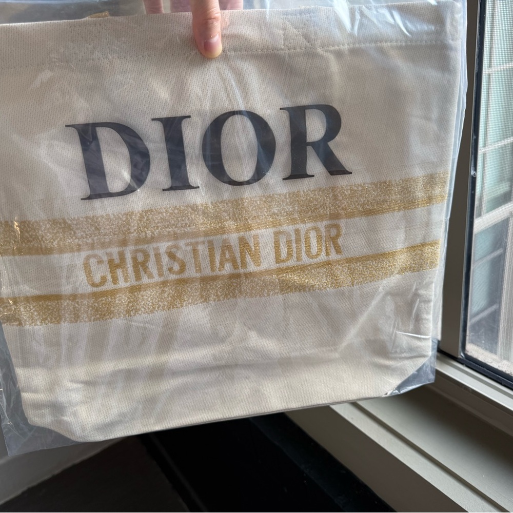 Christian Dior Gold Metallic Cream Embroidered Logo Tote Bag VIP Gift - Picture 10 of 11